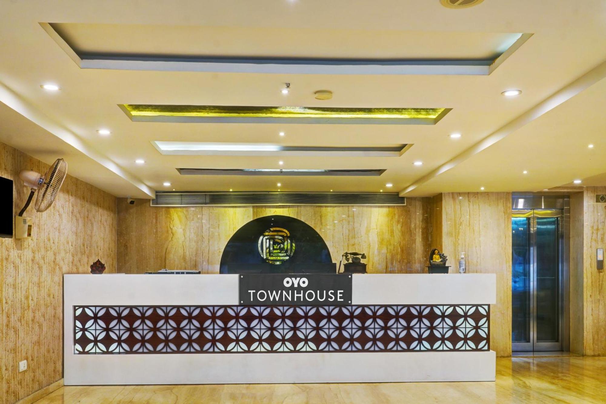 Super Townhouse Dev'S Inn By Cj Gunadala Luaran gambar